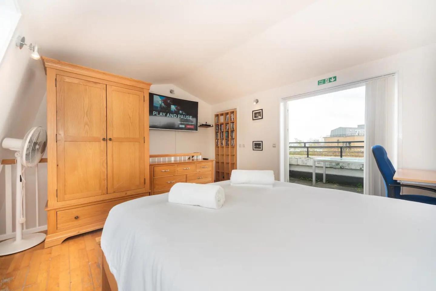 Sunny Maisonette With Views Over Canary Wharf, London Exterior foto