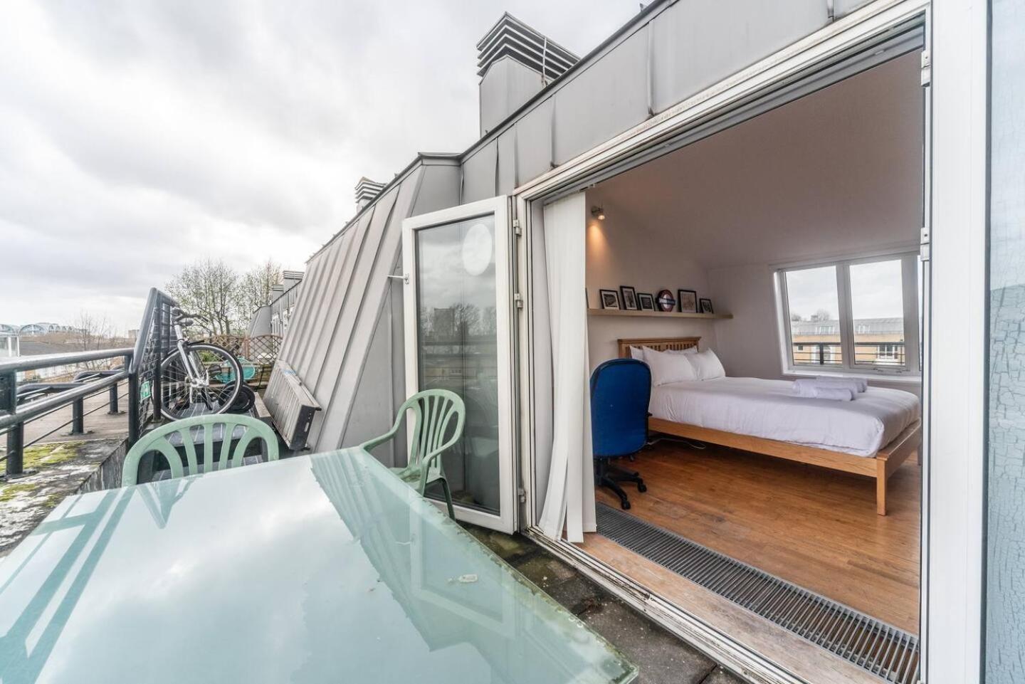 Sunny Maisonette With Views Over Canary Wharf, London Exterior foto