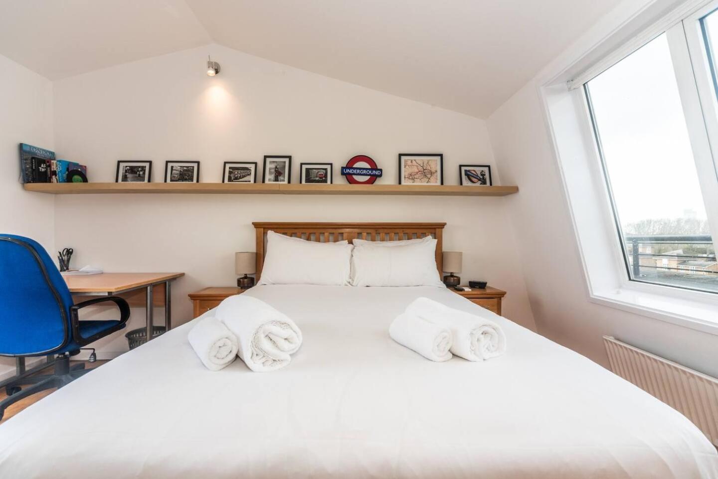 Sunny Maisonette With Views Over Canary Wharf, London Exterior foto