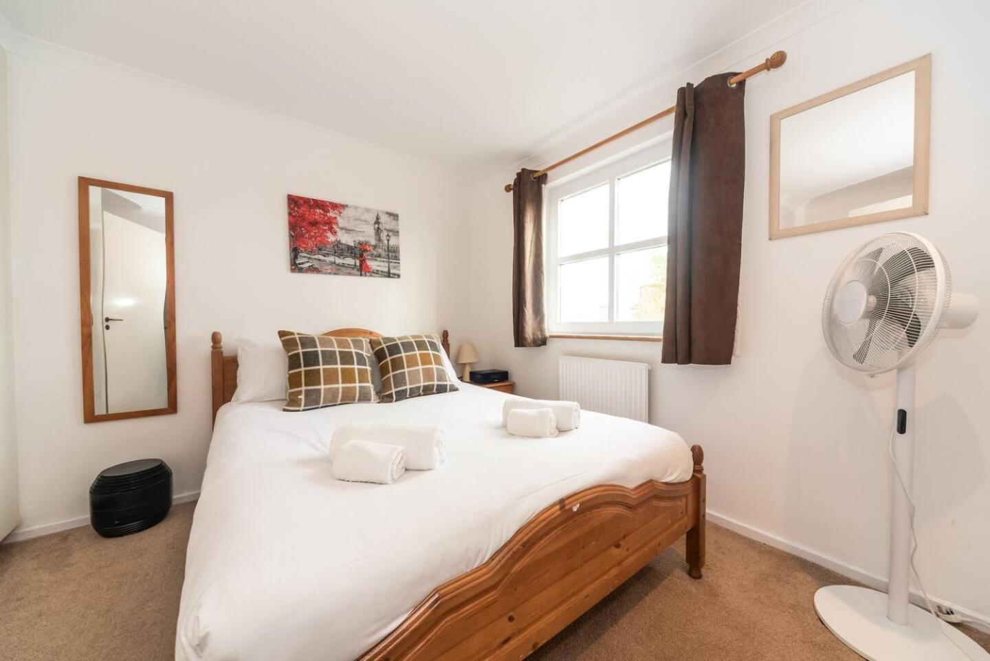 Sunny Maisonette With Views Over Canary Wharf, London Exterior foto
