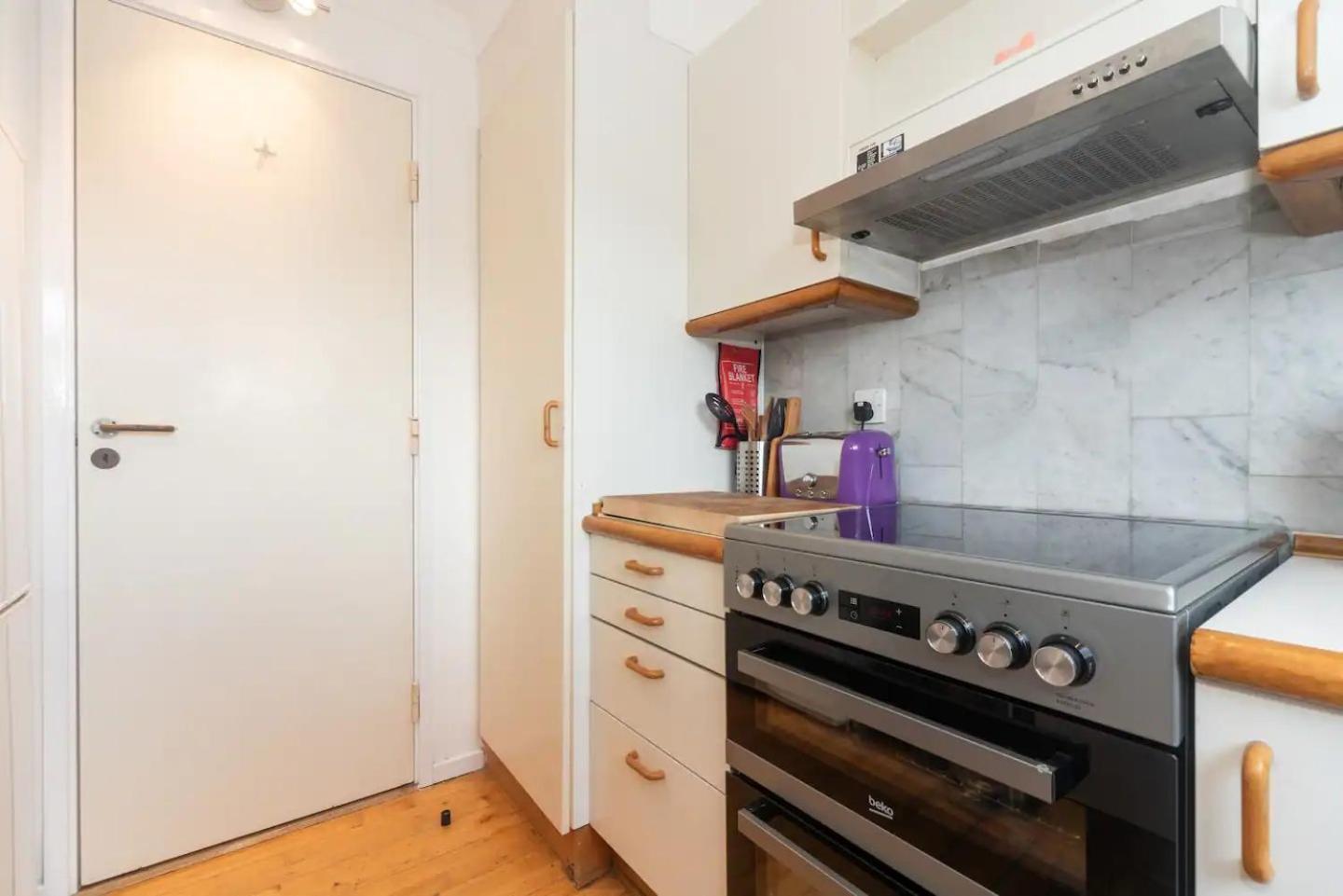 Sunny Maisonette With Views Over Canary Wharf, London Exterior foto