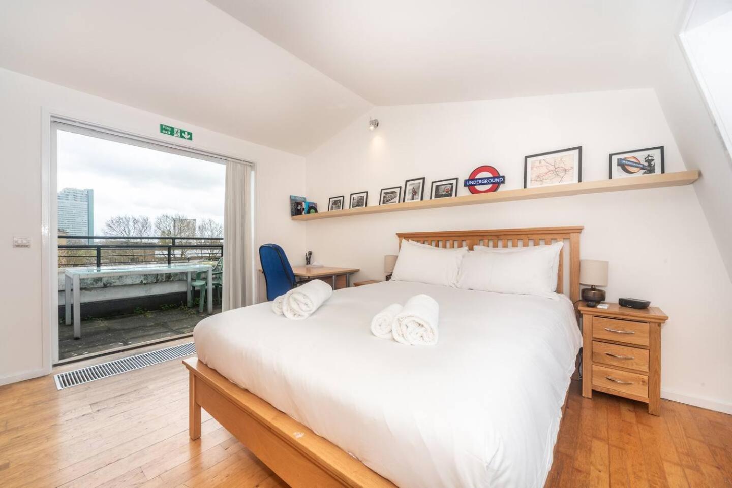 Sunny Maisonette With Views Over Canary Wharf, London Exterior foto
